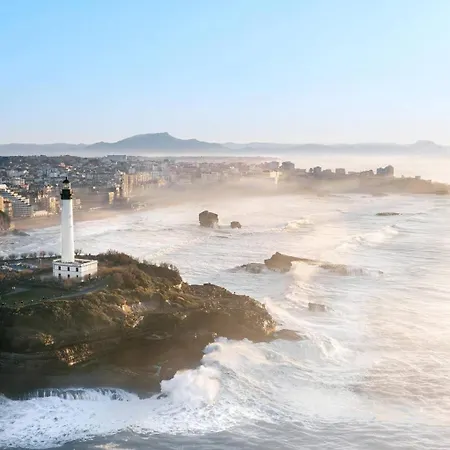 En Art - 3 - 3 Salles De Bains - 8 Pers - Cuisine - Salon - Piscine - Parking Appartement Biarritz